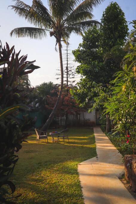 Valecha Villa Entire 4Bhkbunglow With 5000 Sq Ft Garden Lonavala Kültér fotó